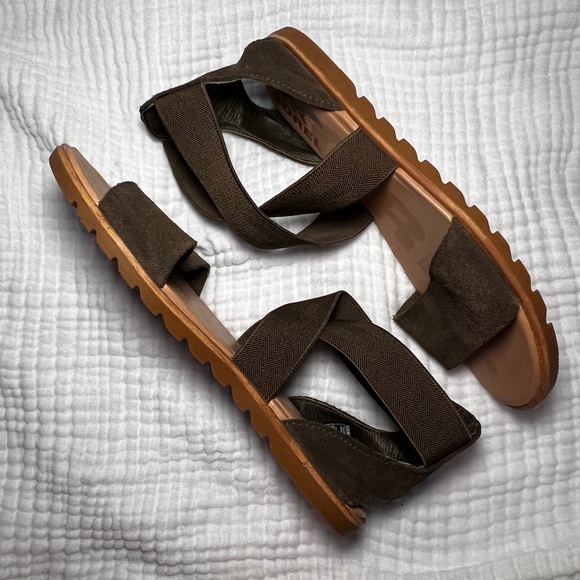 Sorel Women’s Ella ll Flat Sandals. Size 6.5. Olive Green. - Picture 6 of 7